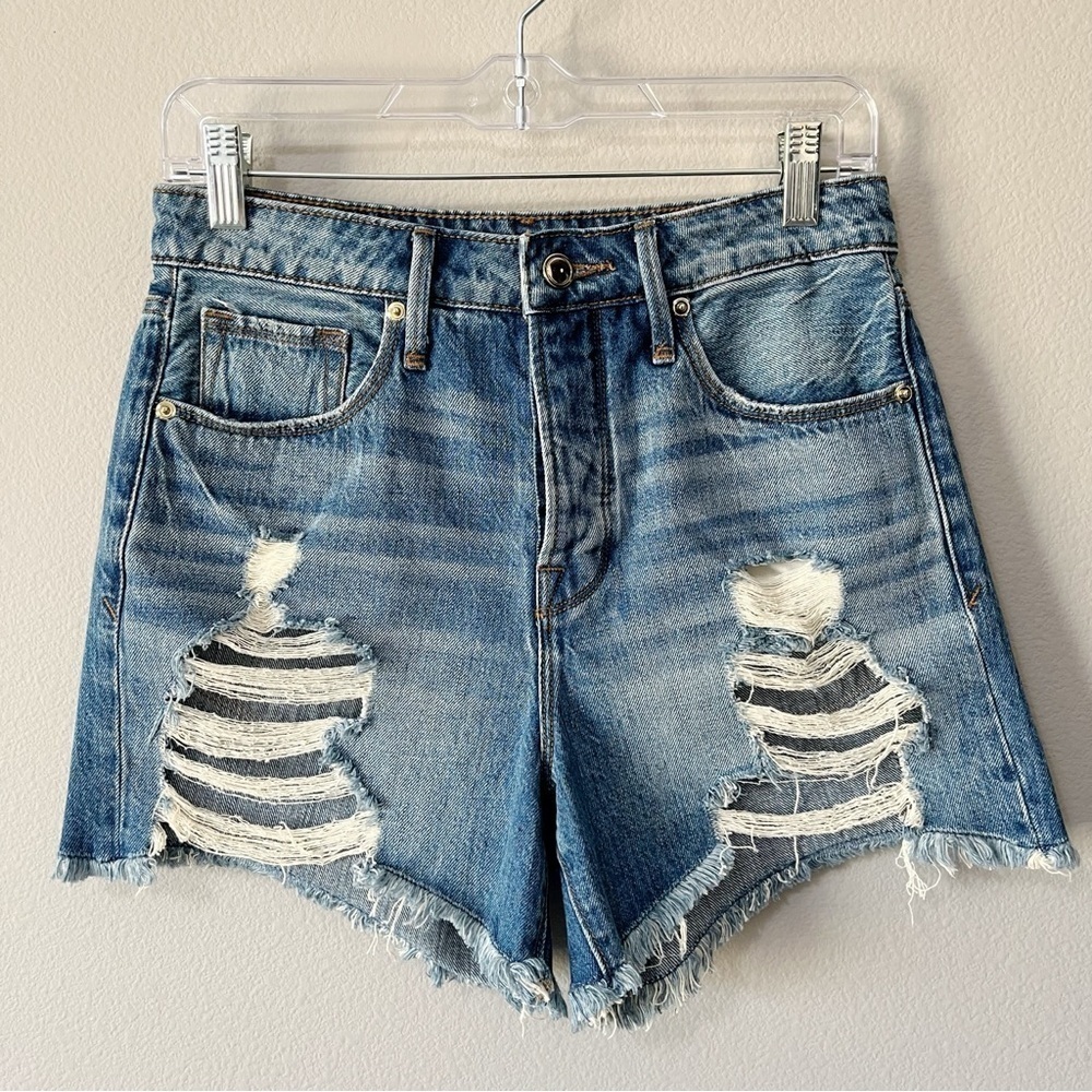 Good American Size 0/25 Bombshell Denim Jean Shorts Blue Distressed High Waisted - Picture 4 of 12